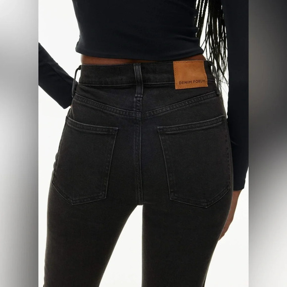 Aritzia Denim Forum The Yoko High Rise Slim Jeans - Picture 3 of 11